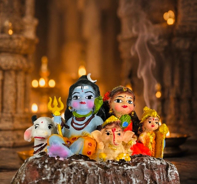 Shiv Parivar Car Dashboard Idol🕉️