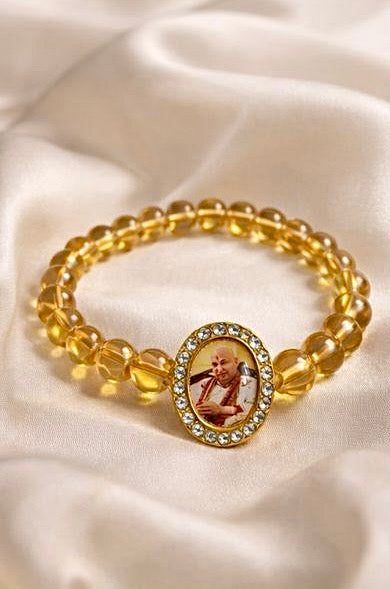 Guru Ji Moonstone Bracelet – Dharmic Glow