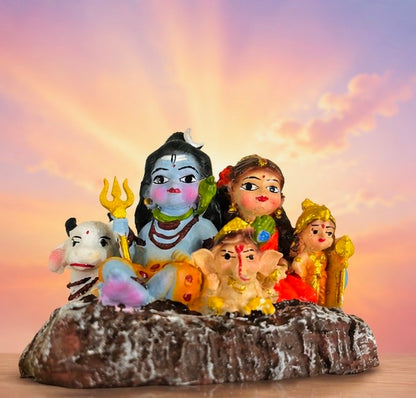 Shiv Parivar Car Dashboard Idol🕉️